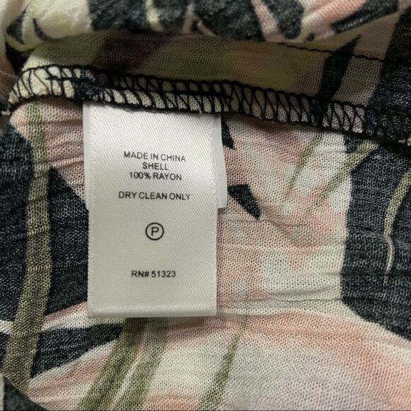 𝅺cece Tropical Off The Shoulder Halter Long Sleeve - Picture 6 of 12